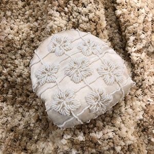 Vintage cream/off-white beaded clutch